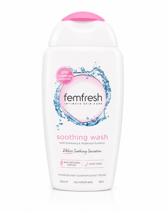 Gentle pH-balanced intimate wash enriched with soothing aloe vera and cranberry extract for comforting care (250ml).